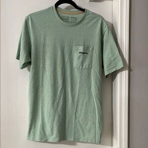 Patagonia Men's Green T-Shirt Daily Pocket Tee